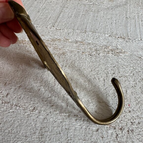 Vintage Horse Hook Holder - Picture 5 of 9